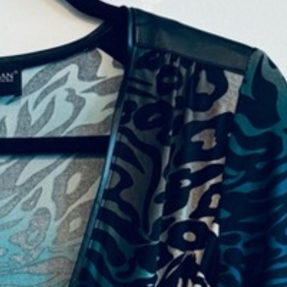 FRANK LYMAN animal print wrap top - Picture 7 of 7